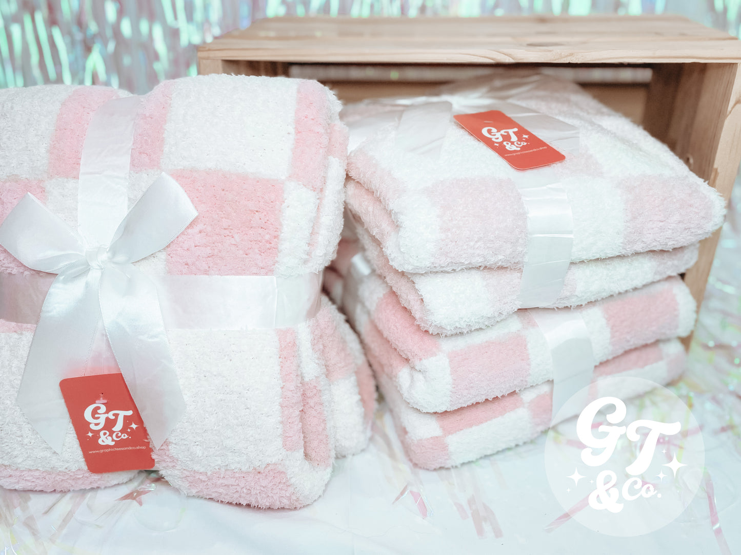 Lux Checkered Throw Blanket